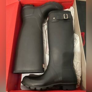 Brand new, never used matte black hunter boots